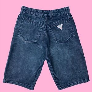 Vintage Guess High Waisted Bermuda Black Shorts Size 29 Waist 26